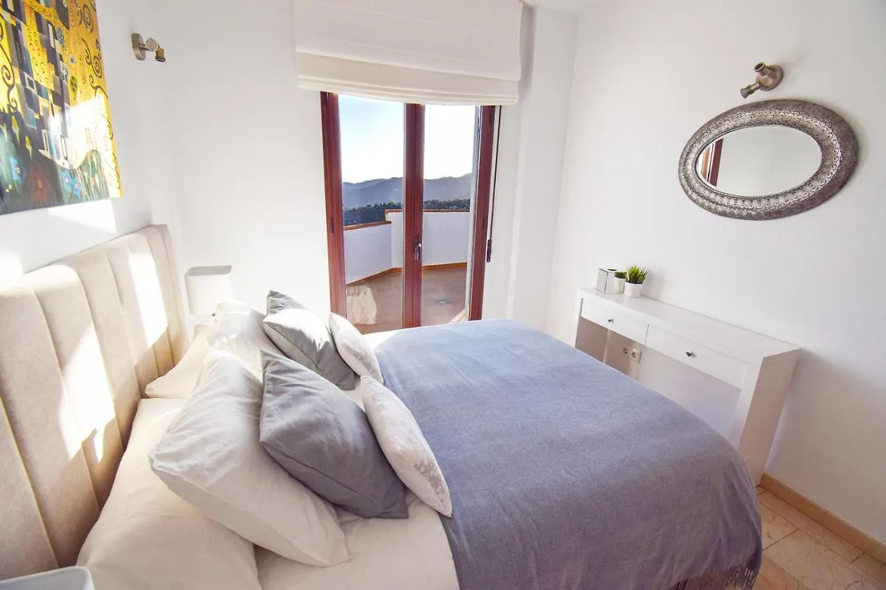 Apartmán Penthouse 17A, Frigiliana 2 Bedroom, Pool, Large Terrace And Amazing Views In The Center Of Frigiliana Hansonholiday Rentals
